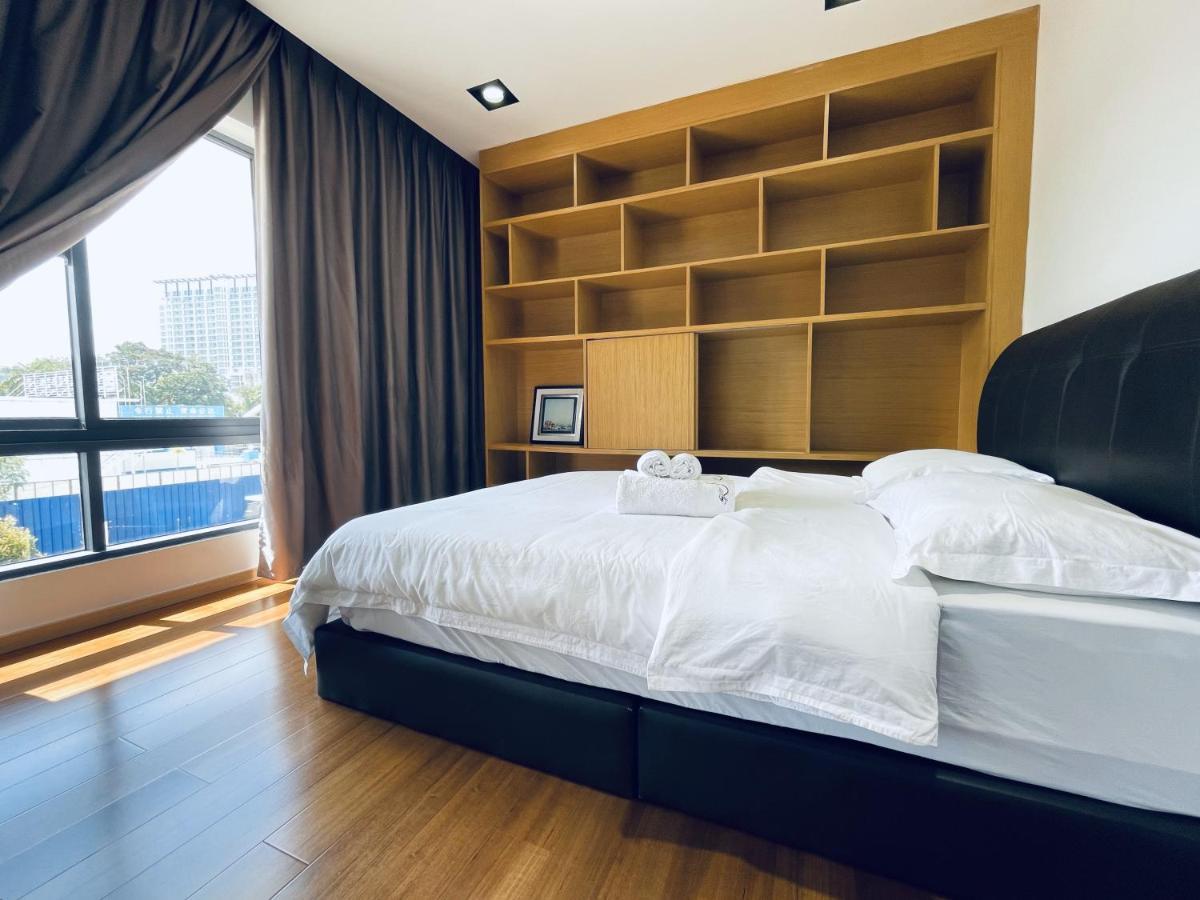 B.Suites 21 コタキナバル エクステリア 写真