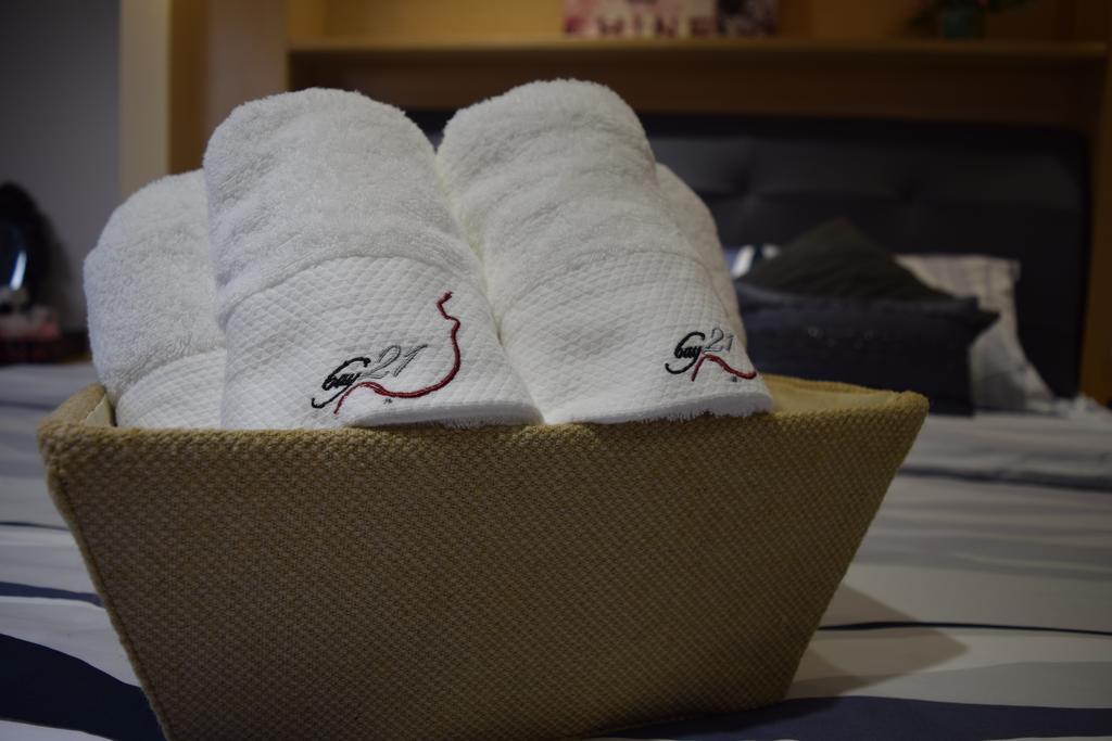 B.Suites 21 コタキナバル エクステリア 写真